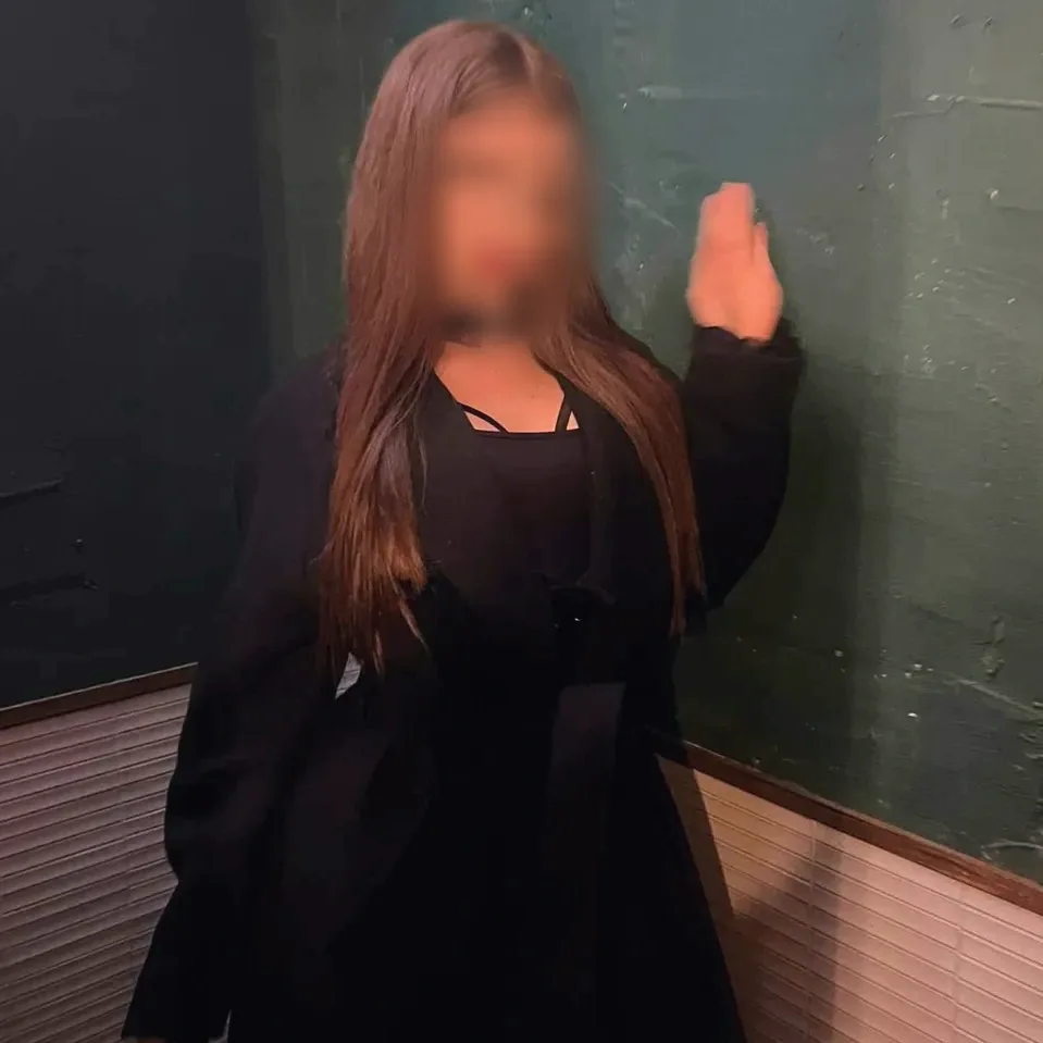 Alena, 18