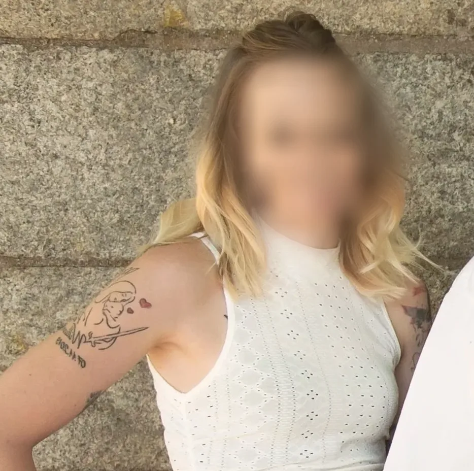 Alina, 32