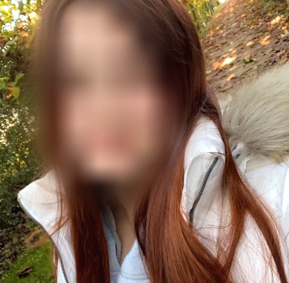 Anna, 21