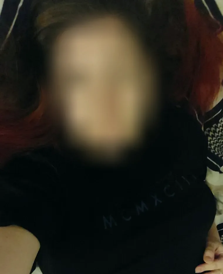 Gizem, 27