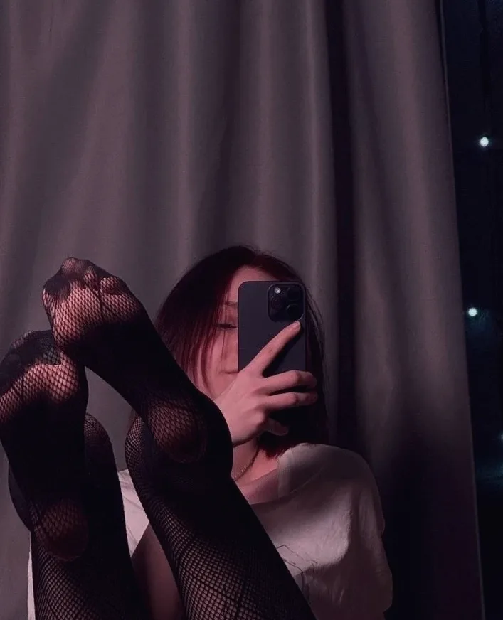 Saskia, 22
